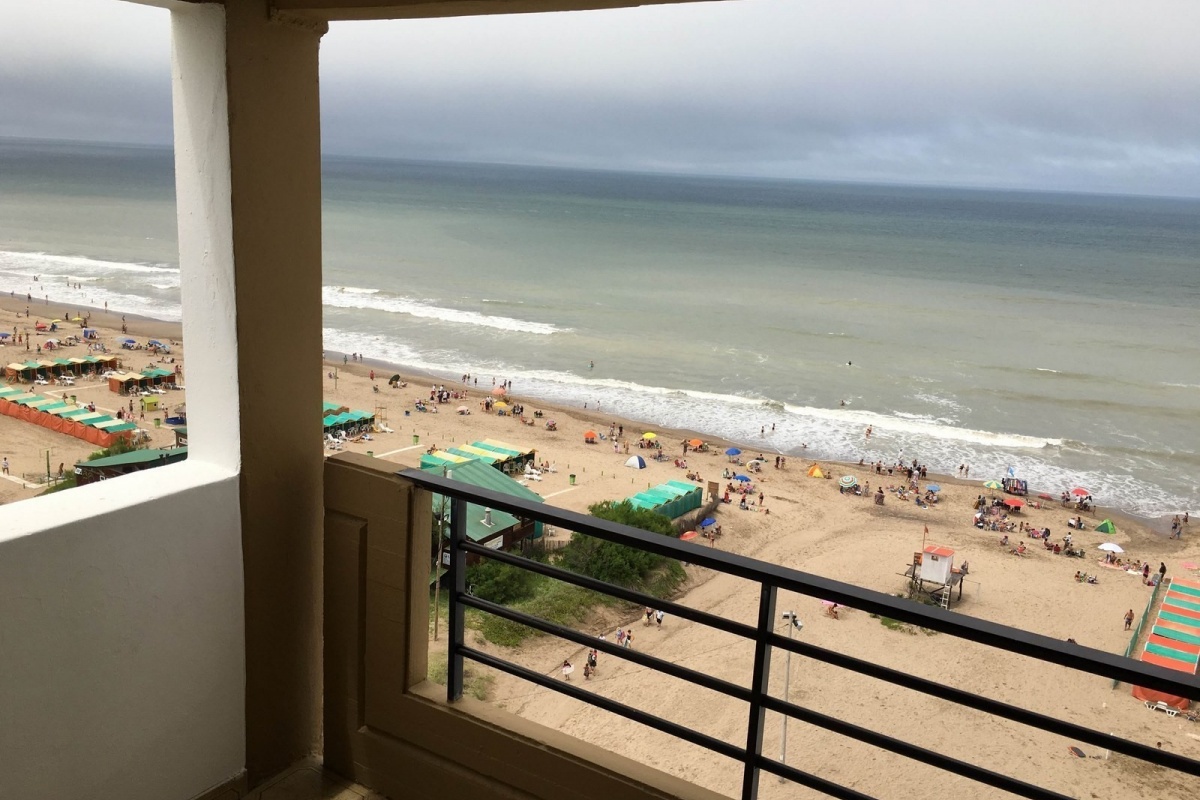 VILLA GESELL, Argentina, 2 Habitaciones Habitaciones, 3 Habitaciones Habitaciones,3 BañoBaño,Departamento,Venta Departamentos,1278