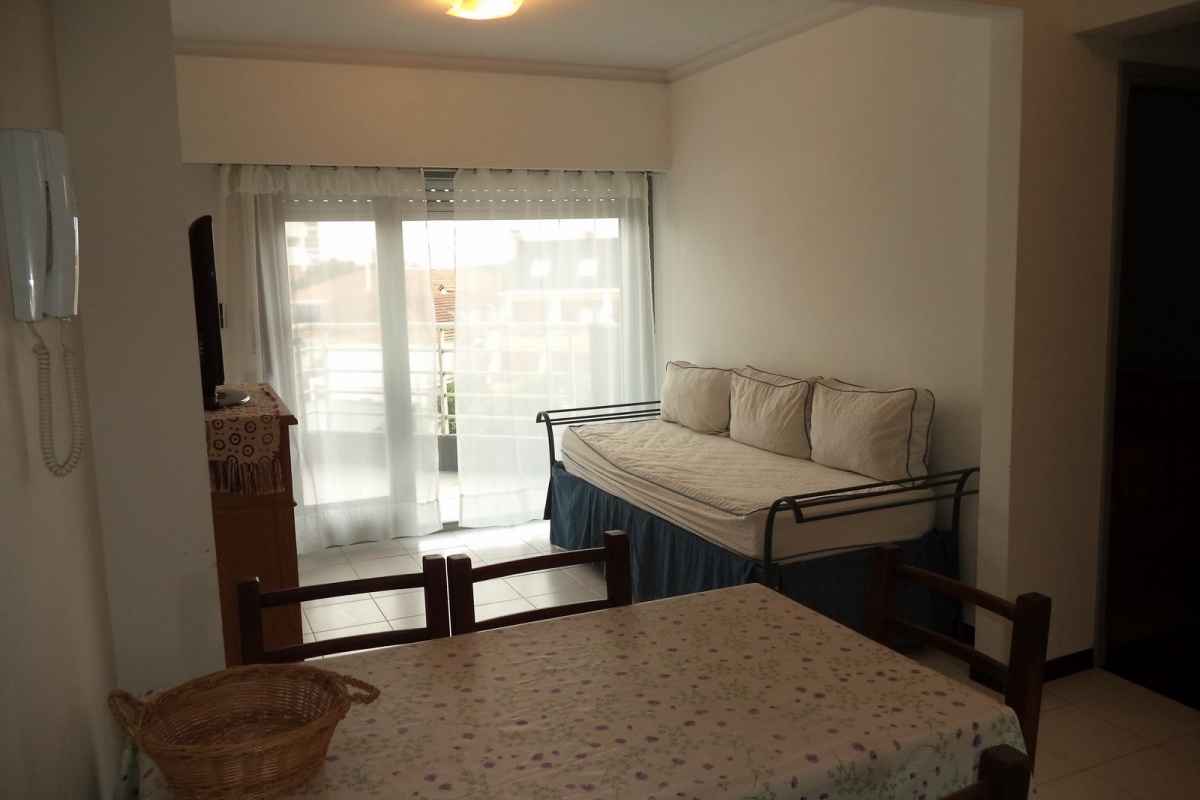 VILLA GESELL, Argentina, 1 Dormitorio Habitaciones, 1 Habitación Habitaciones,1 BañoBathrooms,Departamento,Venta Departamentos,1280