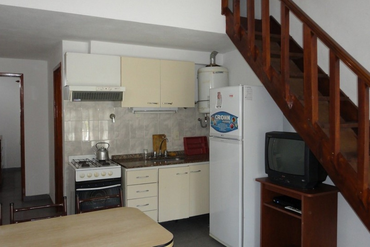 VILLA GESELL, Argentina, 2 Habitaciones Habitaciones, 3 Habitaciones Habitaciones,2 BañoBaño,Chalet,Venta Edificios en Block,1460