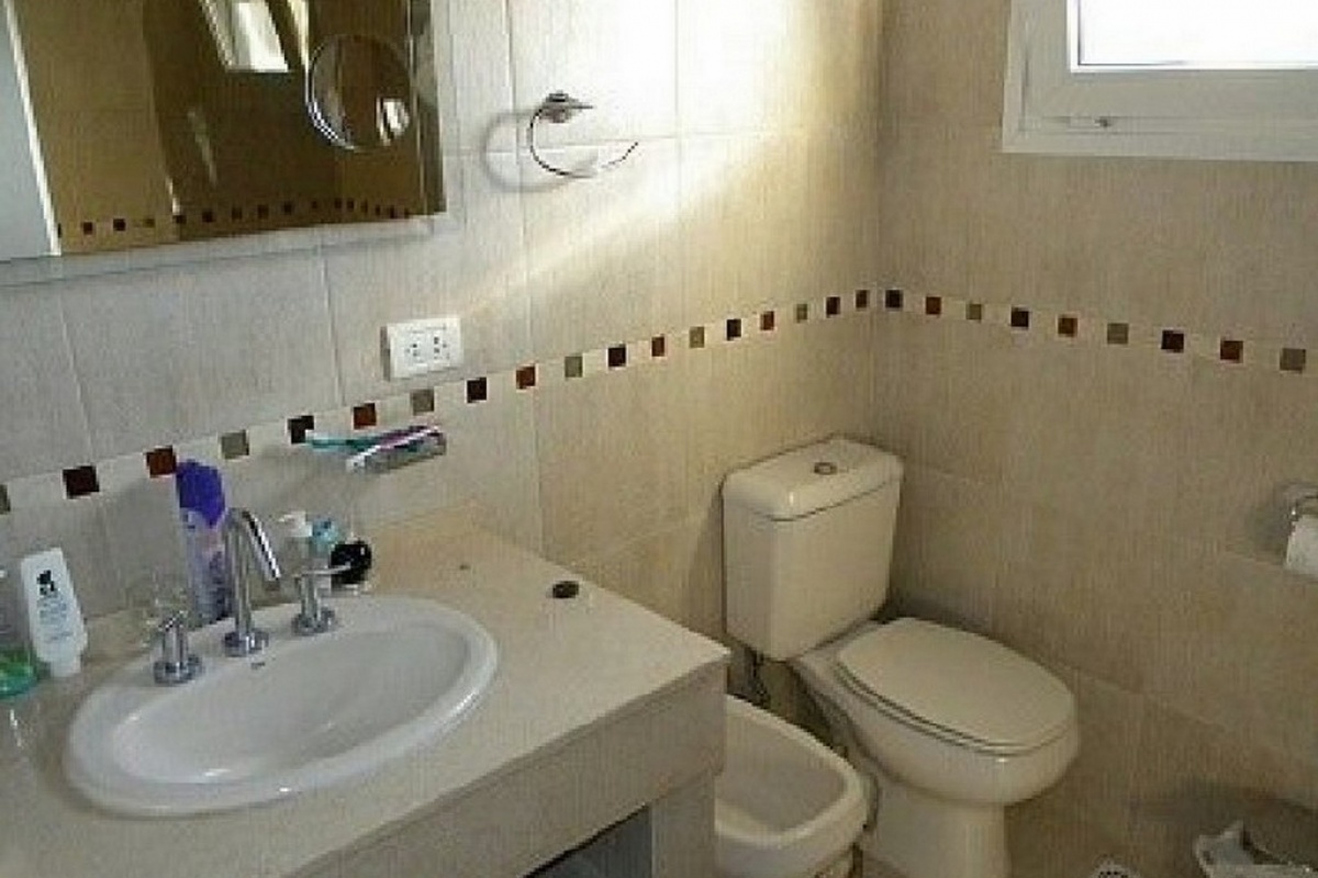 VILLA GESELL, Argentina, 1 Dormitorio Habitaciones, 3 Habitaciones Habitaciones,2 BañoBaño,Dúplex,Venta Duplex,1536