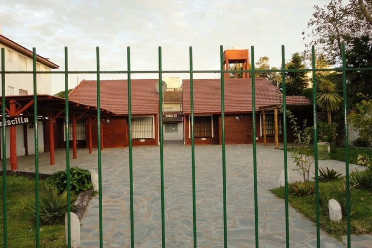 VILLA GESELL, Argentina, 1 Dormitorio Habitaciones, 2 Habitaciones Habitaciones,2 BañoBaño,Casa,Venta Duplex,1565