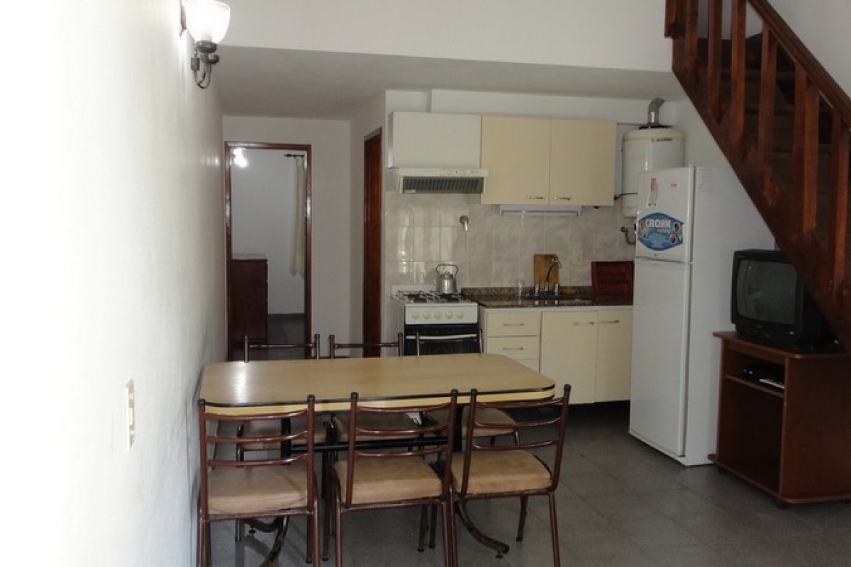 VILLA GESELL, Argentina, 1 Dormitorio Habitaciones, 2 Habitaciones Habitaciones,2 BañoBaño,Casa,Venta Duplex,1565