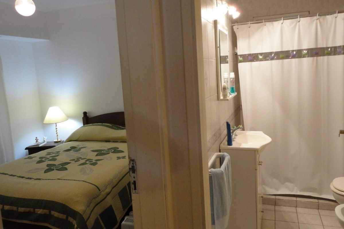 VILLA GESELL, Argentina, 2 Habitaciones Habitaciones, 3 Habitaciones Habitaciones,3 BathroomsBathrooms,Local,Venta Locales,1721