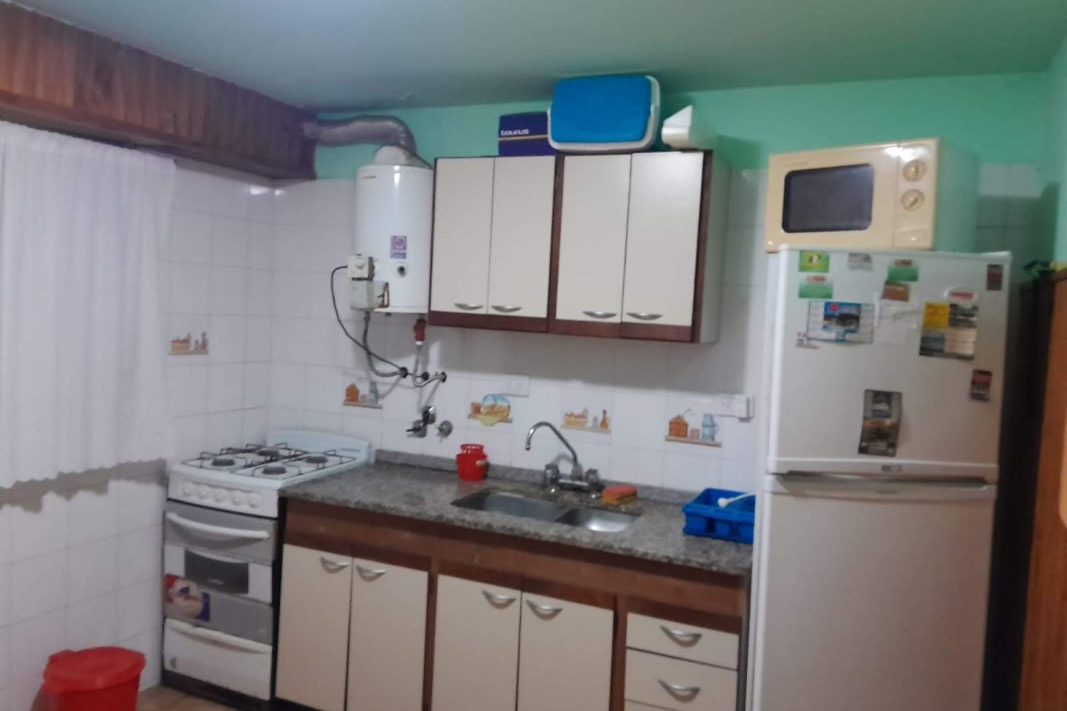 VILA GESELL, Argentina, 2 Habitaciones Habitaciones, 2 Habitaciones Habitaciones,2 BathroomsBathrooms,Triplex,Alquiler Departamentos,0,1740