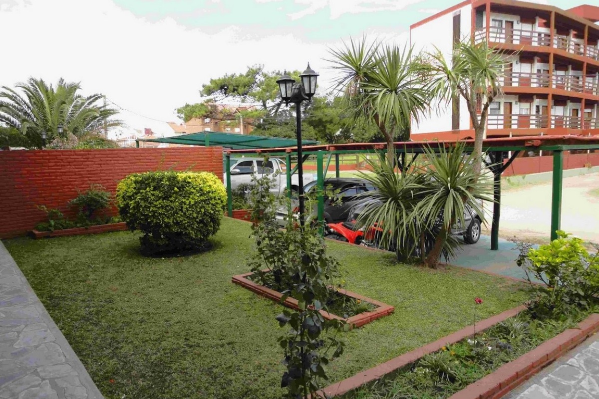 VILA GESELL, Argentina, 2 Habitaciones Habitaciones, 2 Habitaciones Habitaciones,2 BathroomsBathrooms,Triplex,Alquiler Departamentos,0,1740