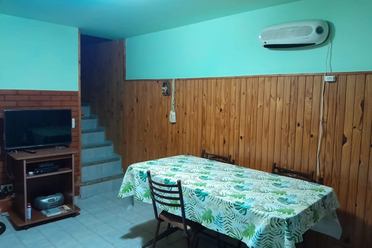 VILA GESELL, Argentina, 2 Habitaciones Habitaciones, 2 Habitaciones Habitaciones,2 BathroomsBathrooms,Triplex,Alquiler Departamentos,0,1740