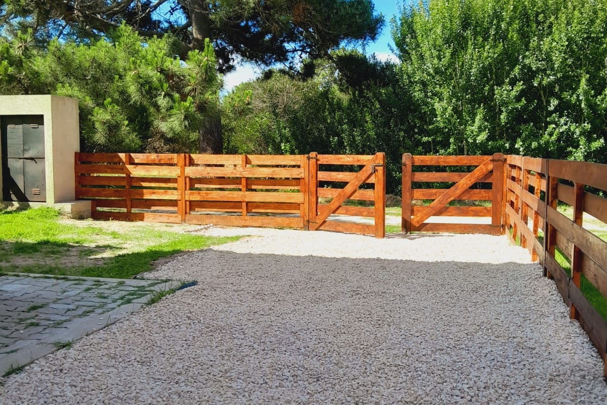 VILLA GESELL, Argentina, 2 Habitaciones Habitaciones, 2 Habitaciones Habitaciones,2 BathroomsBathrooms,Duplex,Alquiler Duplex,0,1741