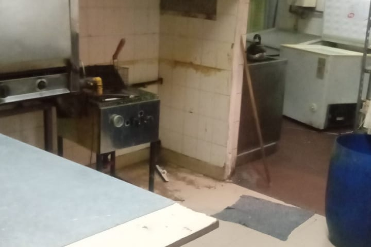 VILLA GESELL, Argentina, 1 Dormitorio Habitaciones, ,1 BañoBathrooms,Local,Venta,1763