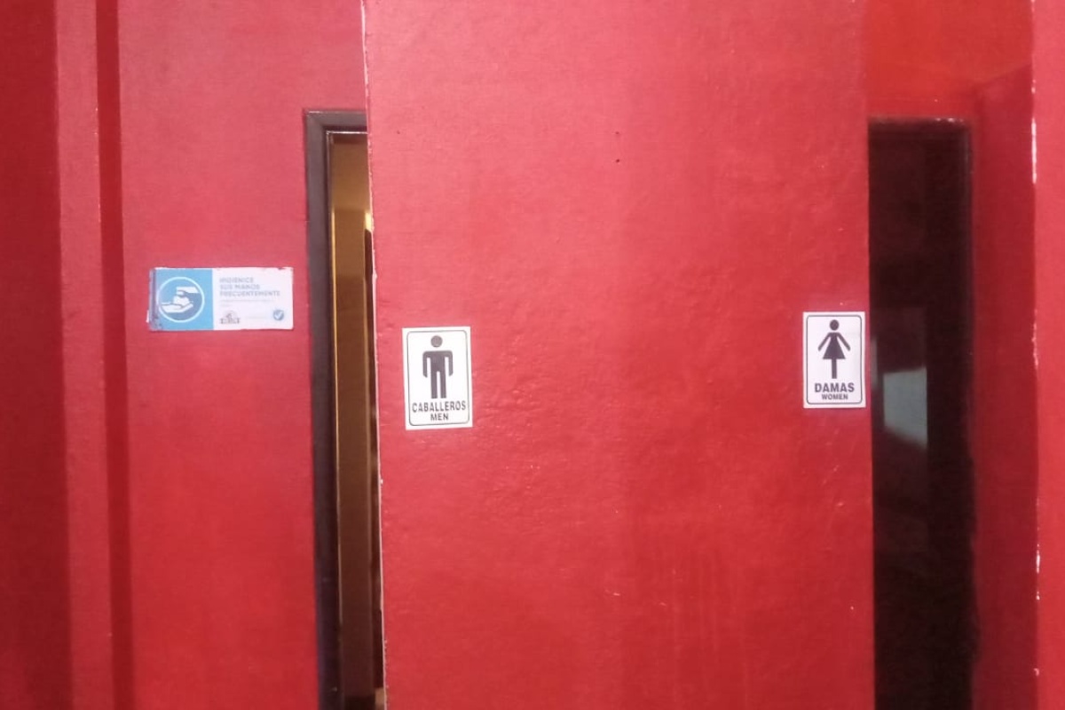 VILLA GESELL, Argentina, 1 Dormitorio Habitaciones, ,1 BañoBathrooms,Local,Venta,1763