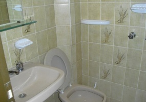 VILLA GESELL, BUENOS AIRES, Argentina, 1 Dormitorio Habitaciones, 2 Habitaciones Habitaciones,2 BathroomsBathrooms,Departamento,Alquiler Departamentos,0,1782